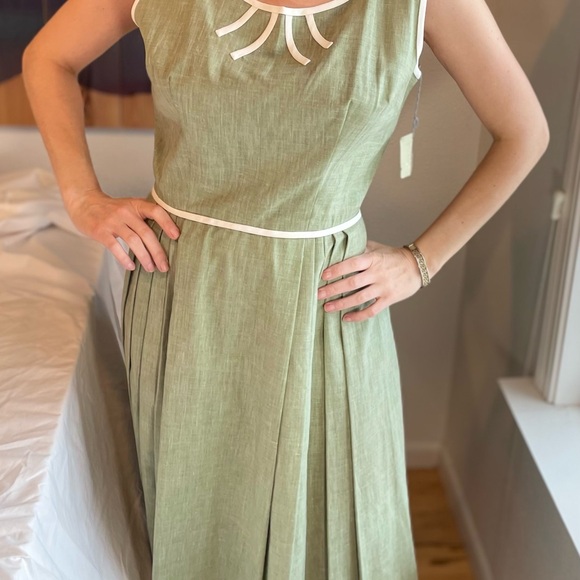 Vintage green 1950s dress from Peck & Peck, New York 5th Ave. Never worn w/ tags - Picture 10 of 15